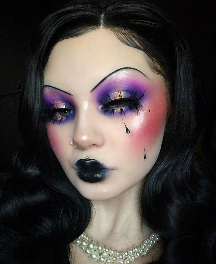 tear drop gothic makeup