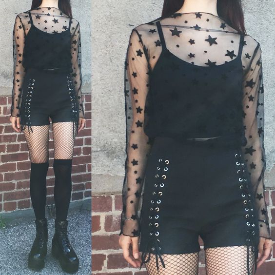 Lace-Up gothic shorts