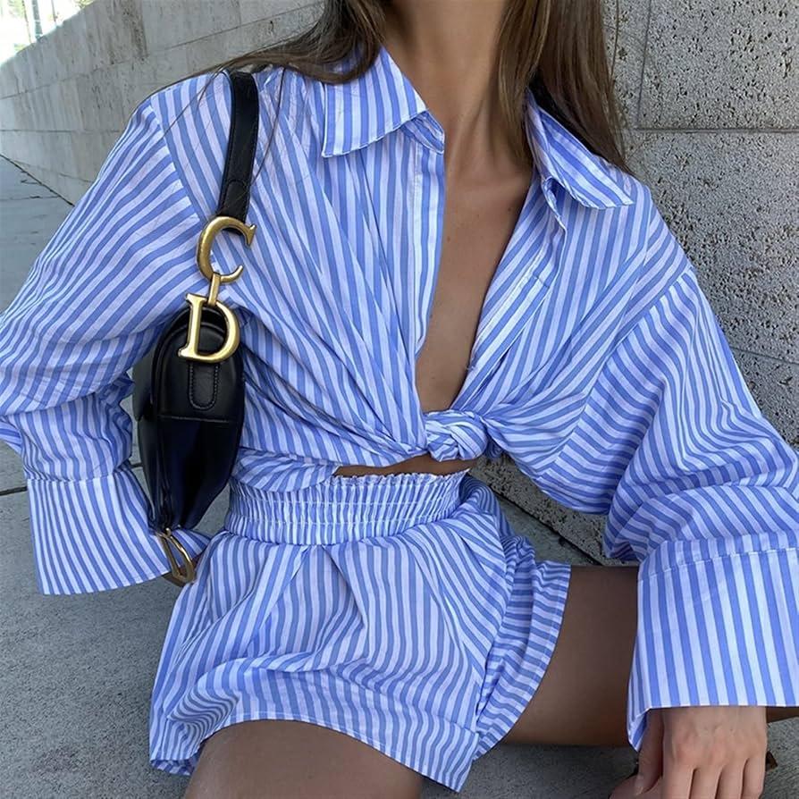 women's blue striped shirt outfit